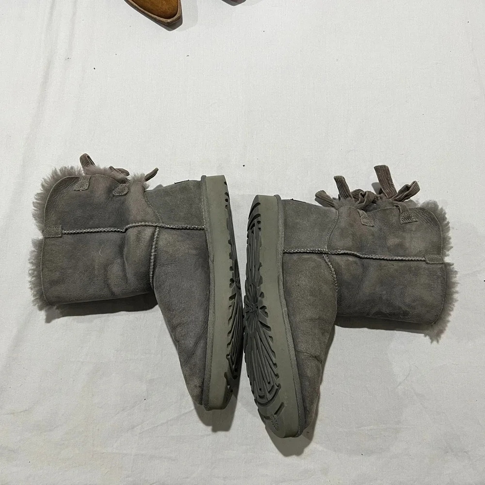 UGG Womens Gray Suede Mid Calf Bailey Corduroy Bow Coquette Boots Size 9